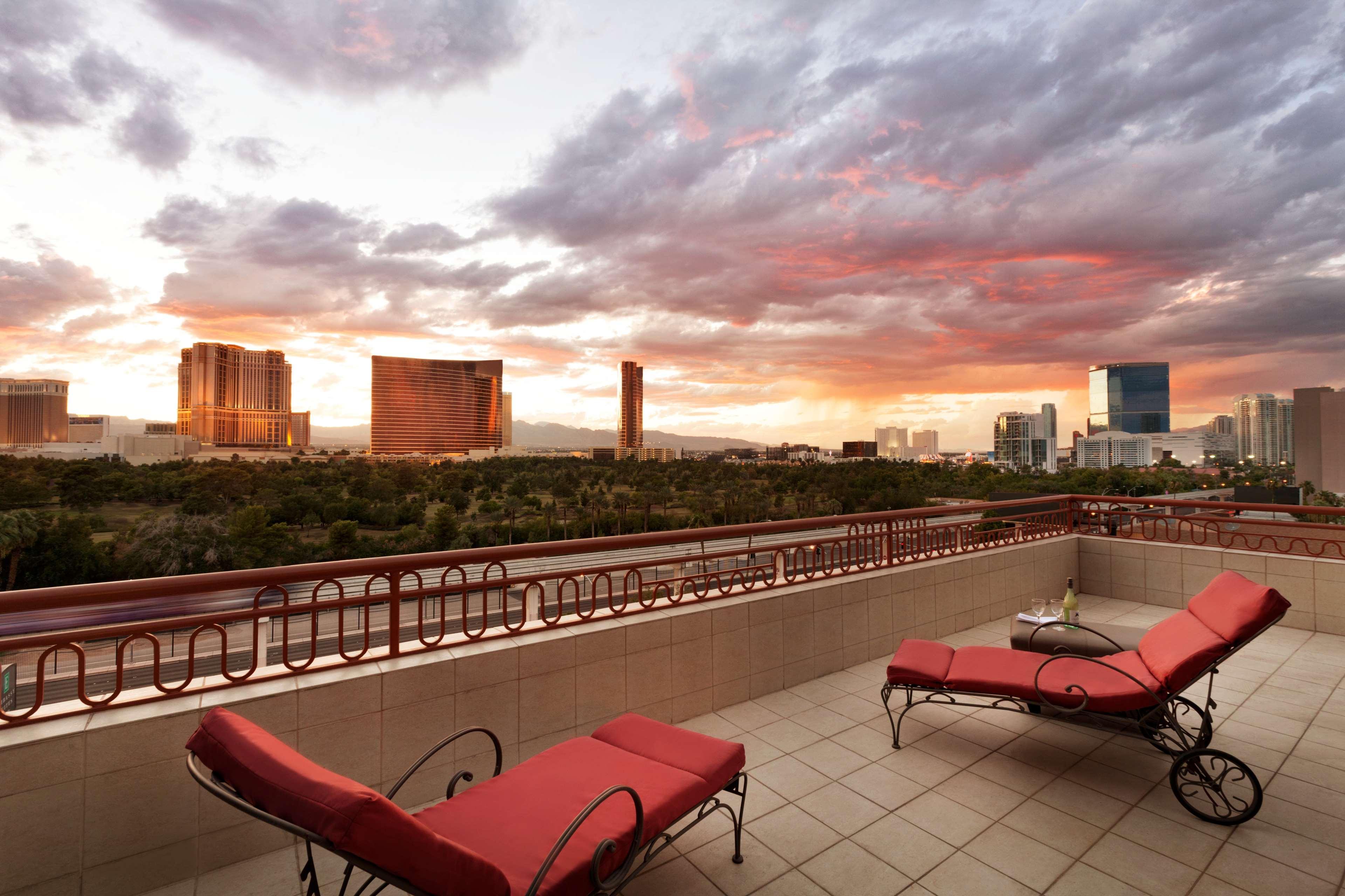 Embassy Suites By Hilton Convention Center Las Vegas Eksteriør billede
